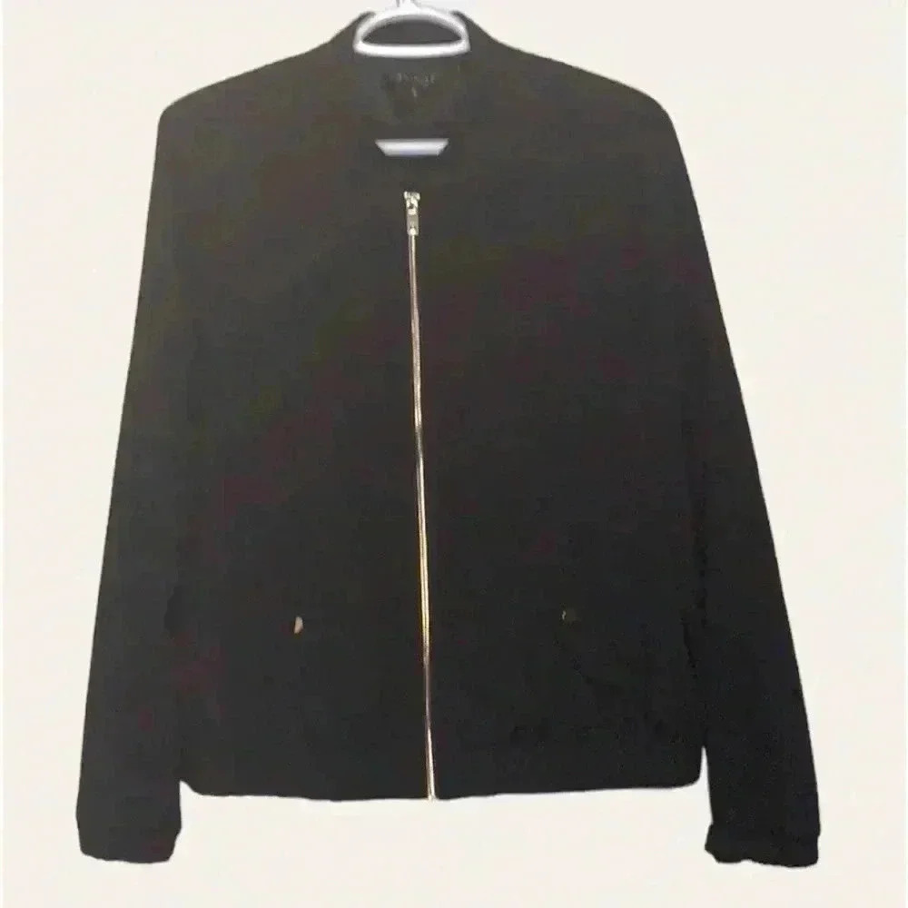 Dynamite  woman’s jacket. EUC Size large.